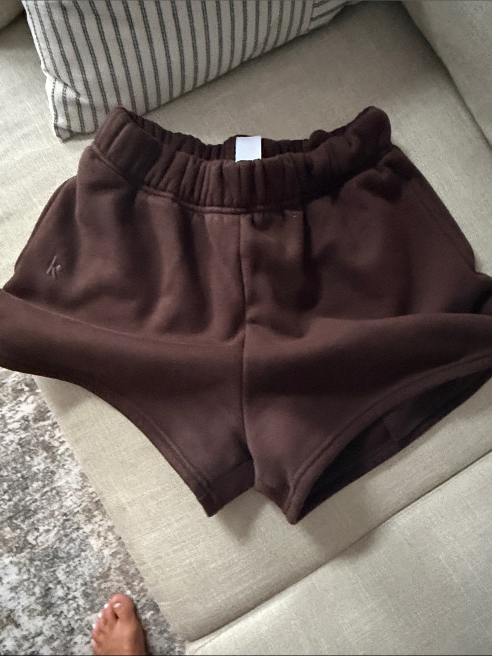 Womens Dark Brown Elastic Waist Pull-On Shorts